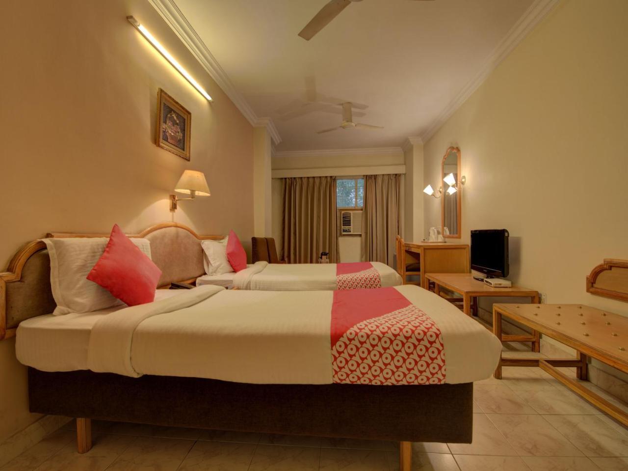 Oyo 1864 Hotel Yuvraj Ranchi Buitenkant foto