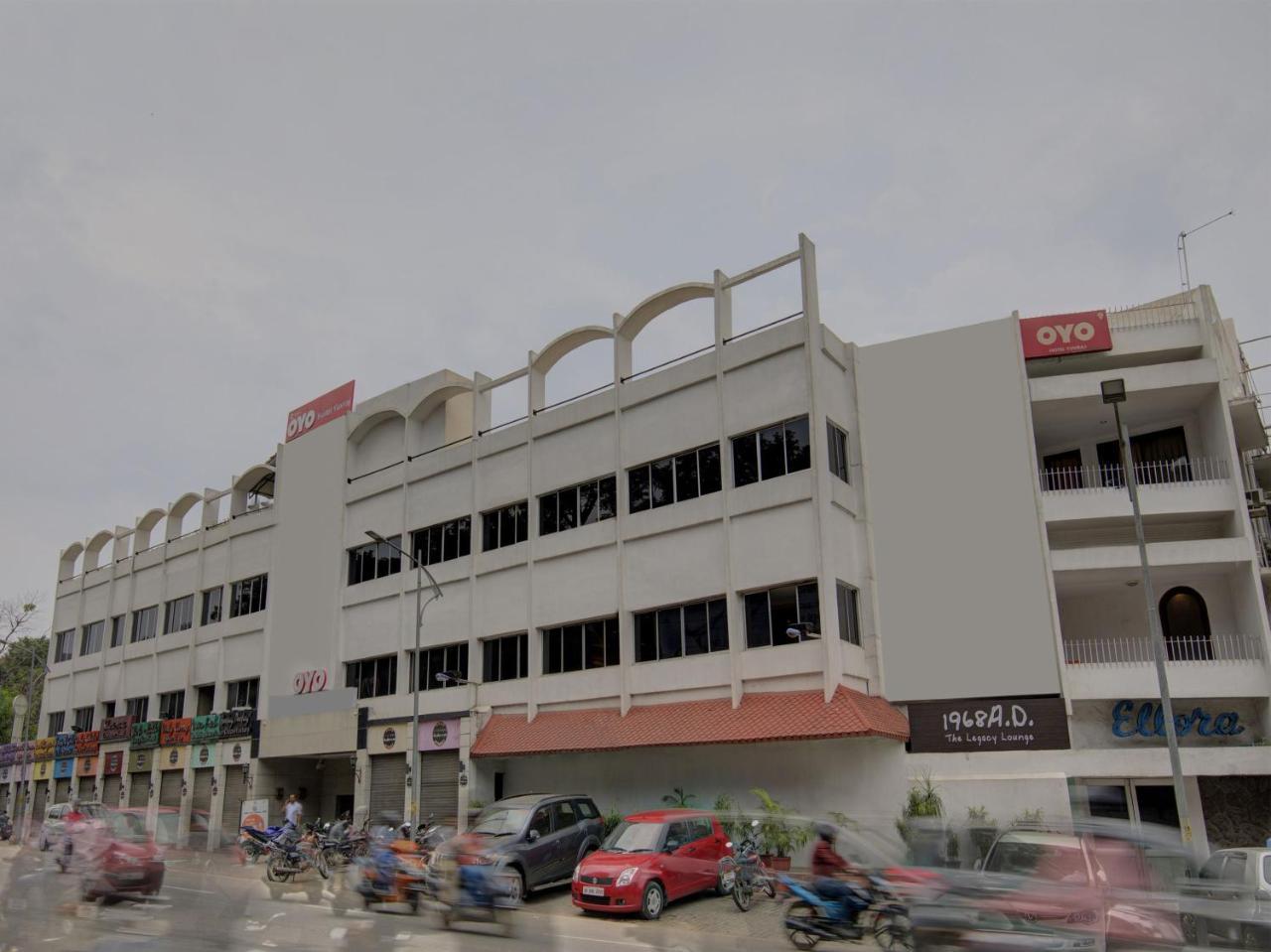 Oyo 1864 Hotel Yuvraj Ranchi Buitenkant foto